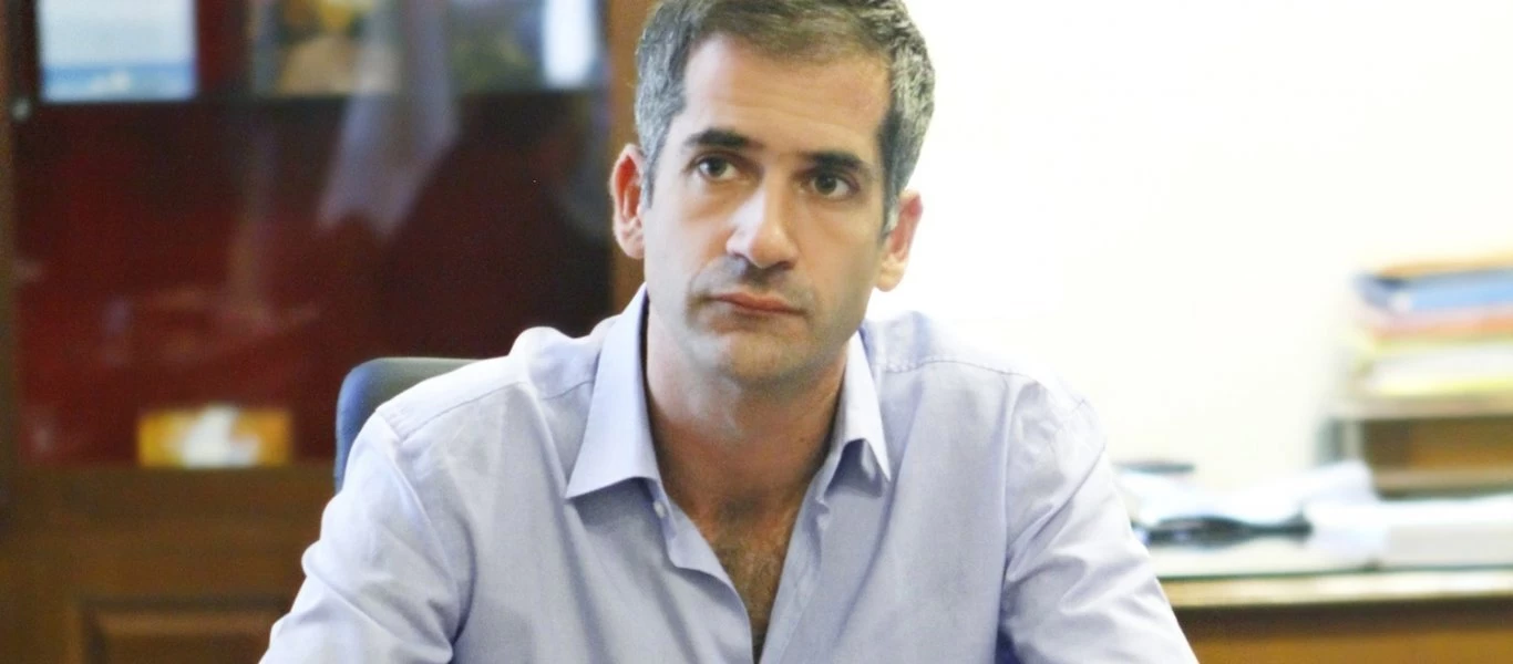 Κ.Μπακογιάννης: Φιέστα στο Κολωνάκι με... δανεικά εκχιονιστικά (upd)